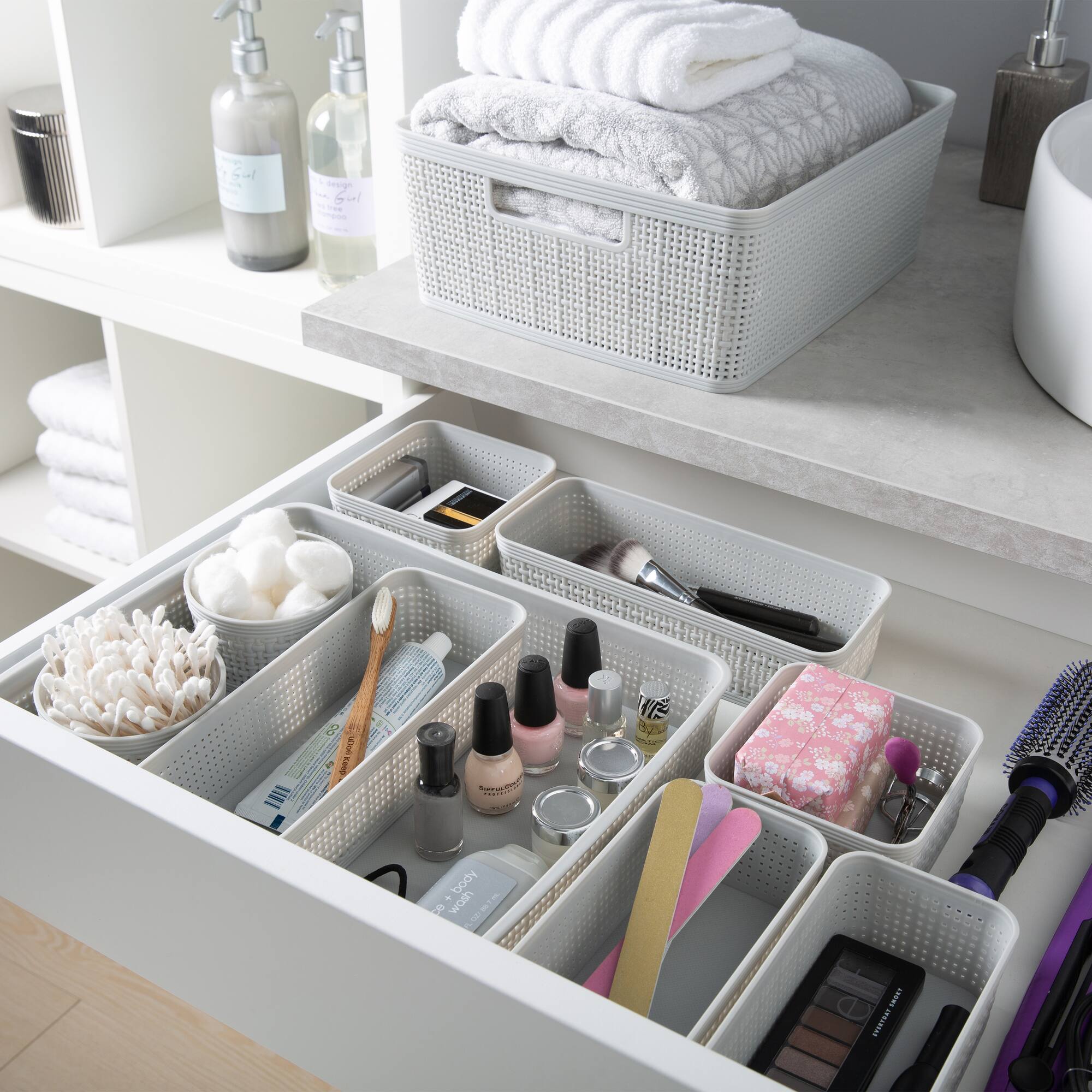 Simplify Gray Plastic Organizing Set